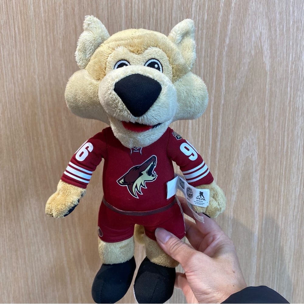 Arizona Coyotes® Howler NHL Mascot 10" Plush Figure!